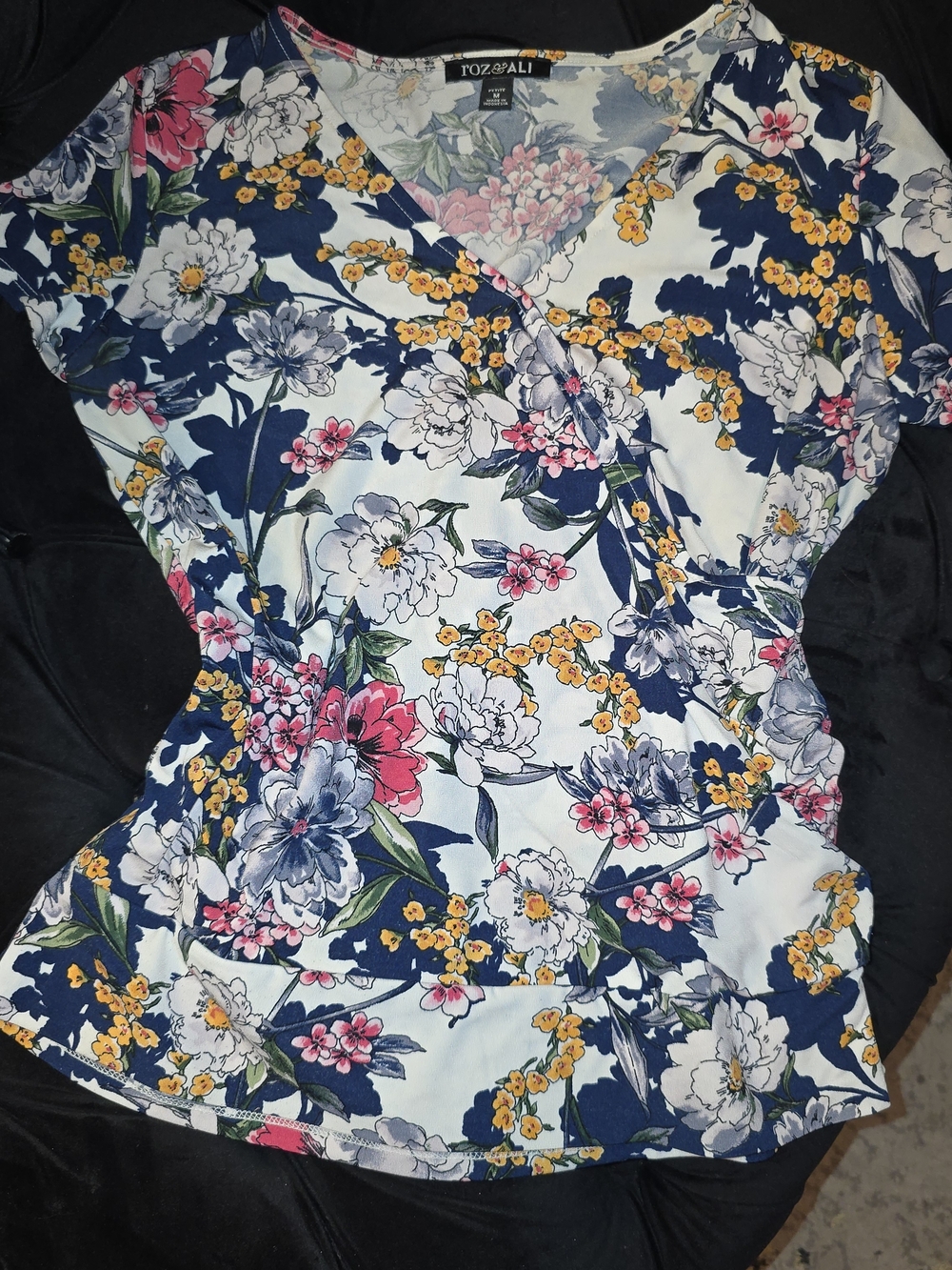 Roz & Ali Floral Wrap-Style Women's Top - Navy & Multi